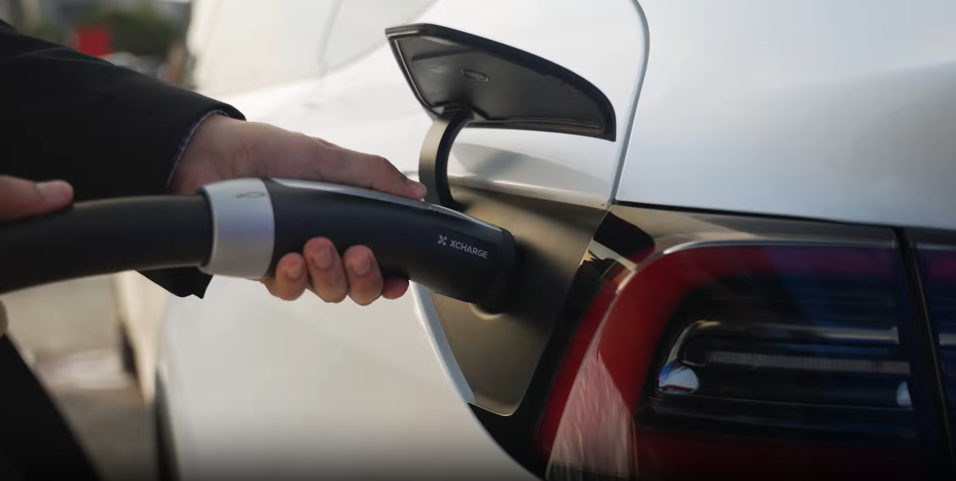 ¿Cómo cuidar la batería de tu vehículo eléctrico? Recomendaciones para alargar su vida útil sin caer en mitos